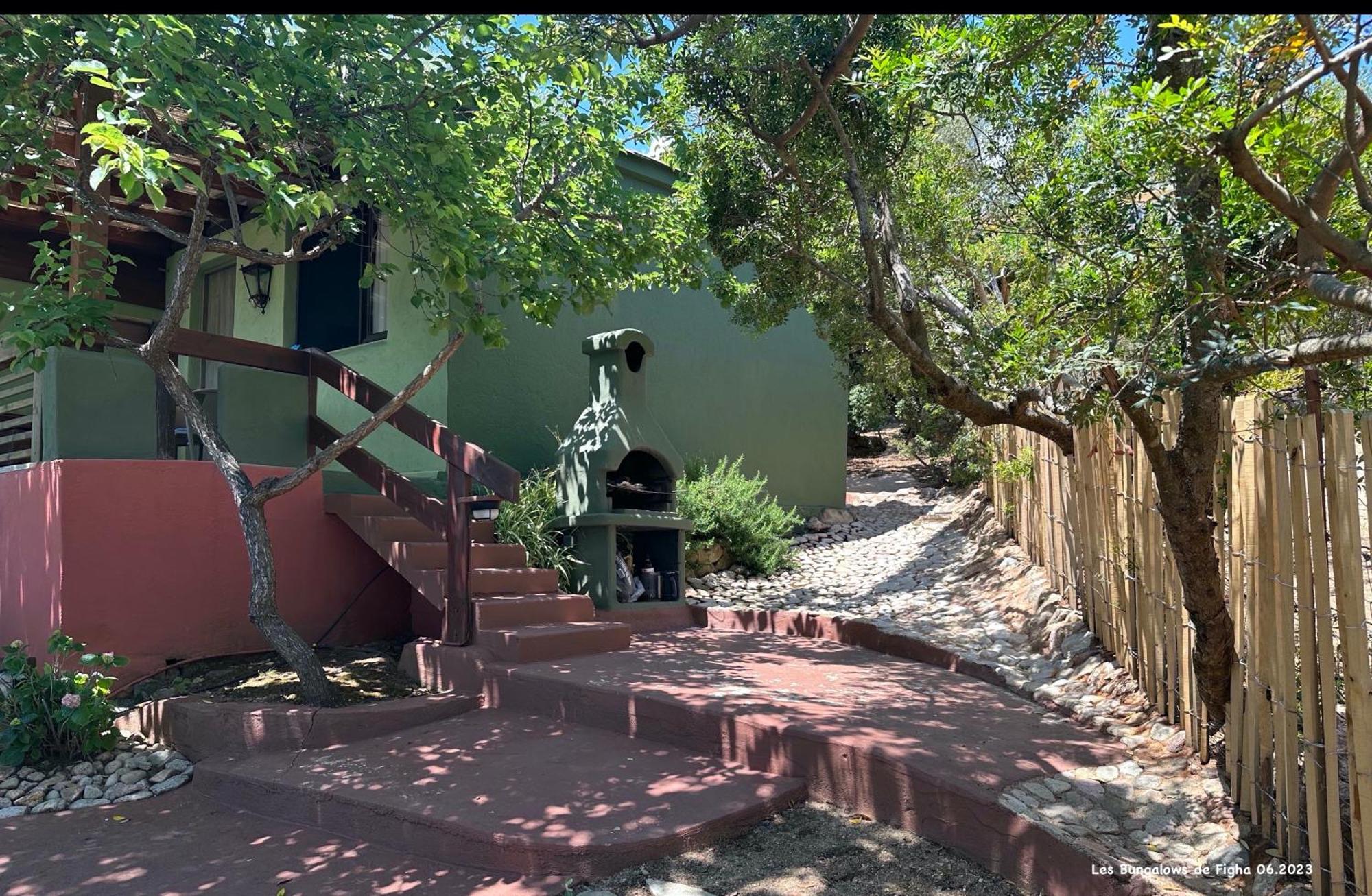 Les Bungalows De Figha Tarcu Exterior photo
